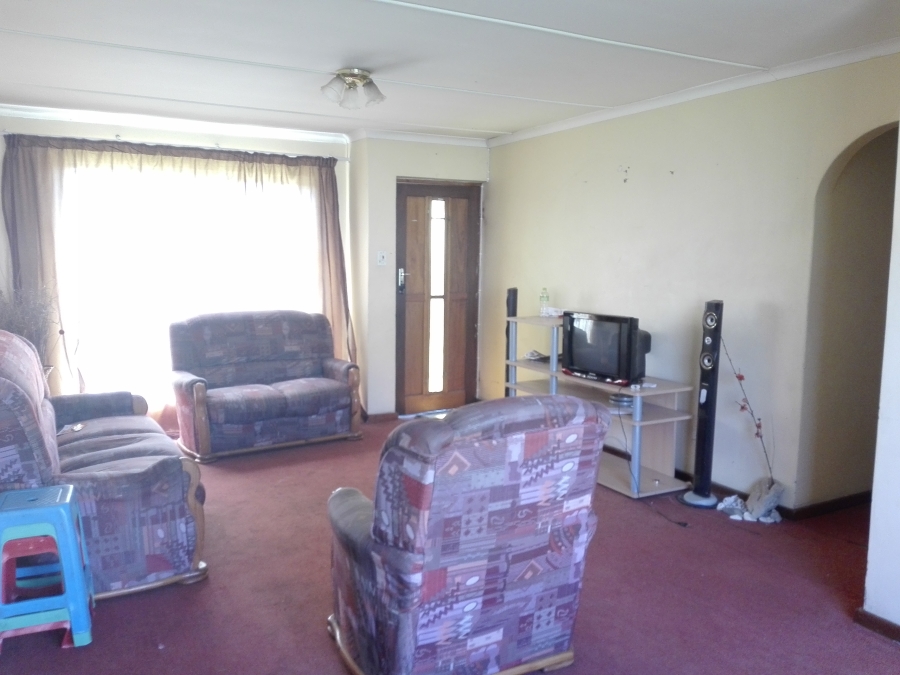 To Let 3 Bedroom Property for Rent in Haven Hills Eastern Cape